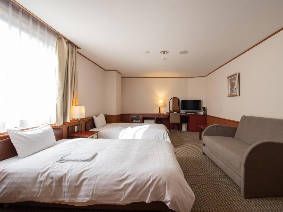 Hotel Iidaya Мацумото Экстерьер фото