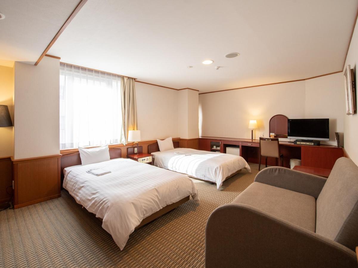 Hotel Iidaya Мацумото Экстерьер фото